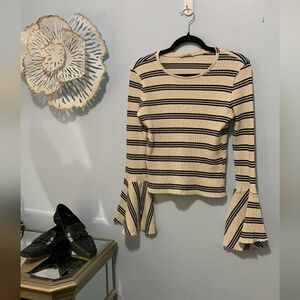 Zara Nwot Bell Sleeve Top
